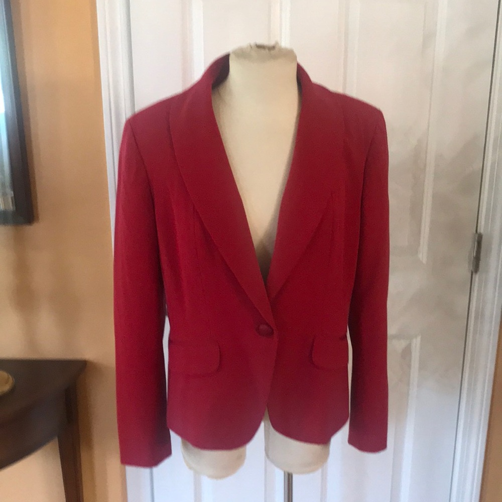 Worth Ingrid Red 2 piece Suit/ Jacket & Pants